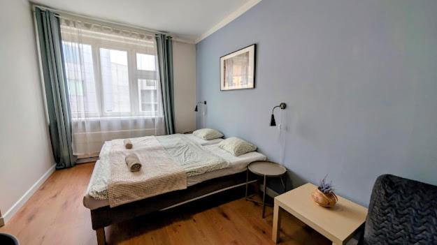 Flat In Zizkov With Free Underground Parking -501- Apartment