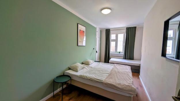 Flat In Zizkov With Free Underground Parking -501- Apartment *